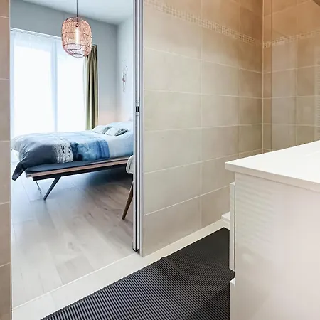 Awesome In With Wifi * Ostend